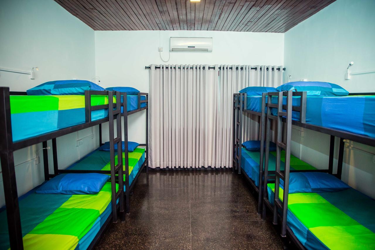 Tuk Tuk Hostels Colombo Exterior photo